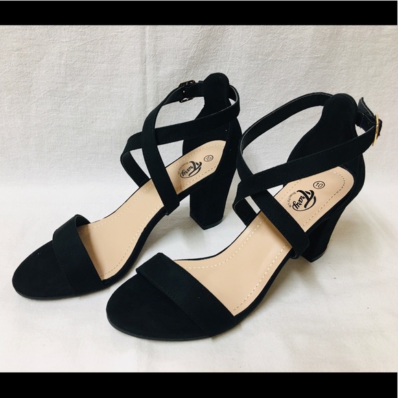 Trary Shoes - NWOT Women’s Trary Ankle Strap Black Suede Heels